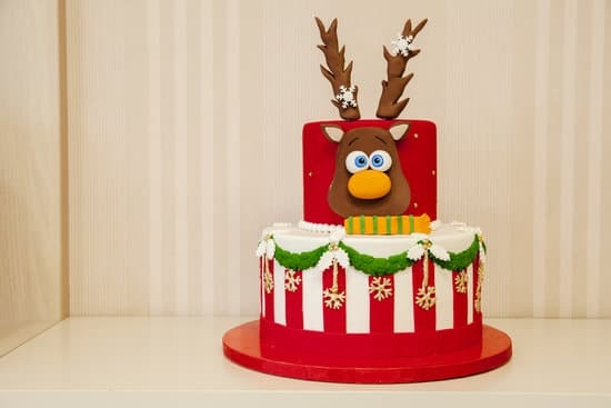 Simple Cake Decorating techniques for beginners